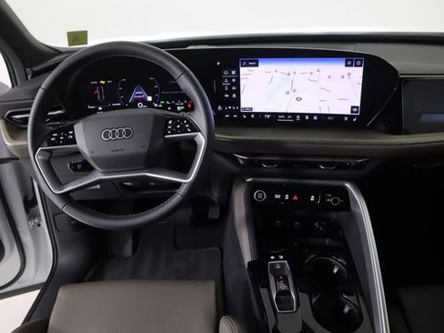 Certified 2025 Audi Q5 Prestige AWD/4WD image 21