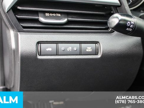 Used 2024 Nissan Altima 2.5 SV FWD image 29