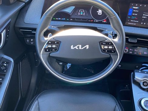 Used 2022 Kia EV6 Wind image 6
