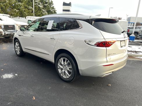 Certified 2023 Buick Enclave Essence w/ Experience Buick Package image 8