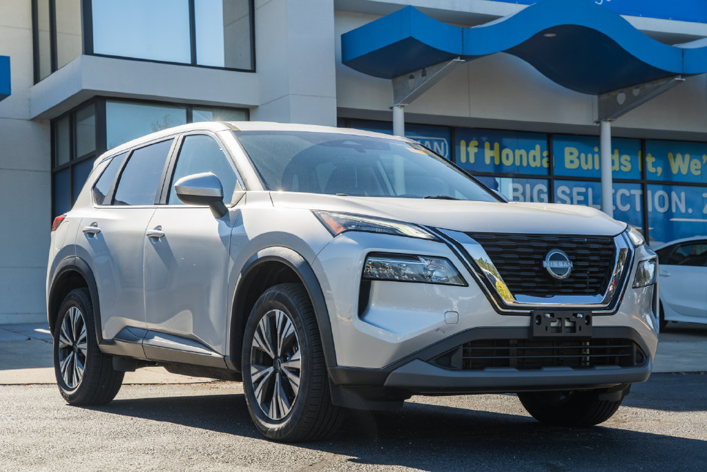 Used 2023 Nissan Rogue SV AWD/4WD image 1