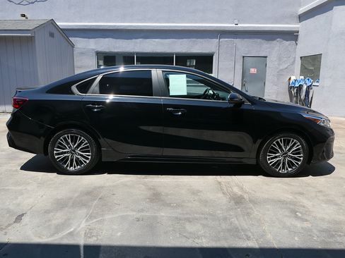 Used 2024 Kia Forte GT-Line FWD image 2