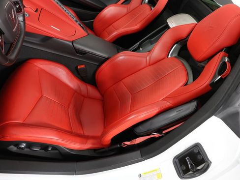 Used 2021 Chevrolet Corvette Stingray Preferred Conv w/ Z51 Performance Package RWD image 10