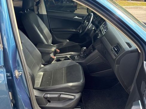 Used 2018 Volkswagen Tiguan SEL image 7