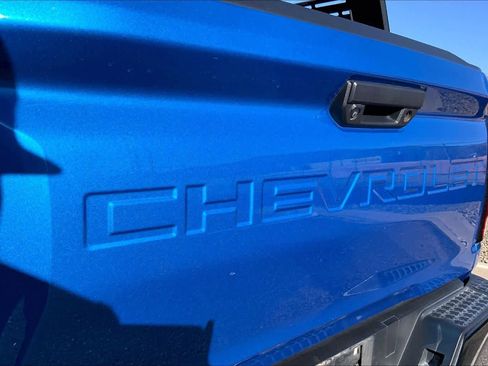 Used 2023 Chevrolet Colorado Trail Boss w/ Advanced Trailering Package image 28