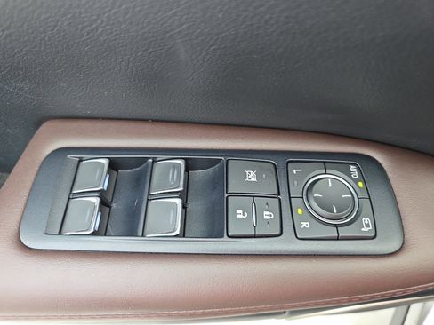 Used 2019 Lexus RX 350L FWD image 29