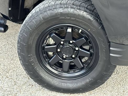 Used 2023 Toyota Tacoma SR AWD/4WD image 10