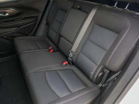 Used 2023 GMC Terrain SLE w/ Driver Convenience Package image 27