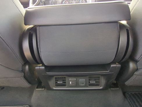 Used 2021 Chevrolet Silverado 1500 LT w/ Bed Protection Package RWD image 20