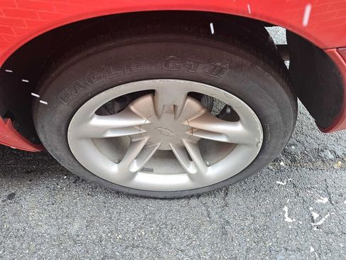 Used 2003 Chevrolet SSR LS w/ Preferred Equipment Group image 18