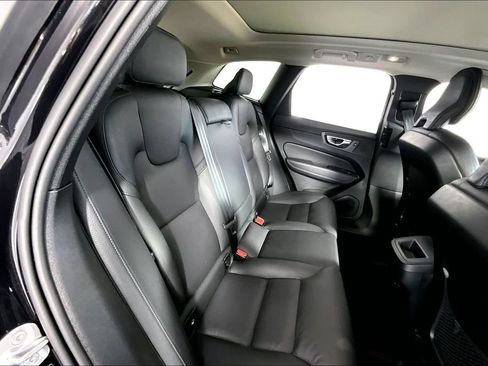 Used 2024 Volvo XC60 B5 Plus w/ Protection Package Premier AWD/4WD image 27