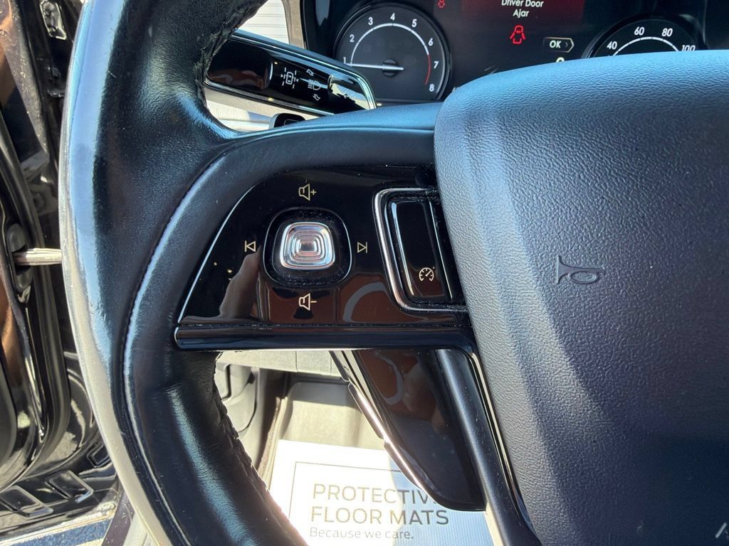 Used 2020 Lincoln Corsair AWD w/ Equipment Group 101A image 21