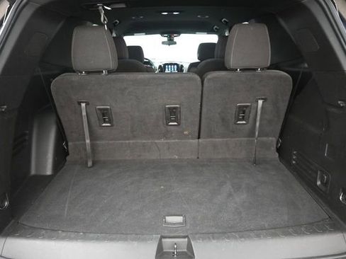 Used 2022 Chevrolet Traverse LT AWD/4WD image 33