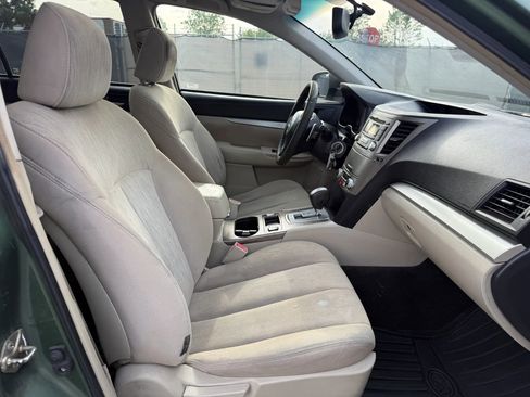 Used 2013 Subaru Outback 2.5i Premium AWD/4WD image 18