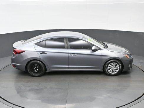 Used 2019 Hyundai Elantra SE w/ Cargo Package FWD image 34