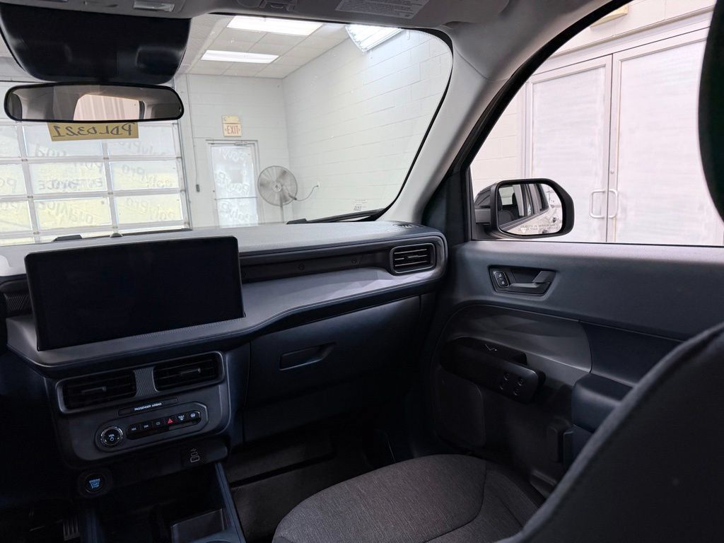Used 2025 Ford Maverick XLT w/ XLT Luxury Package AWD/4WD image 28