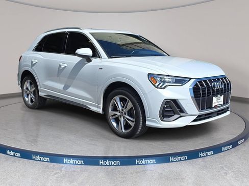Used 2020 Audi Q3 2.0T Premium Plus w/ Premium Plus Package AWD/4WD image 4