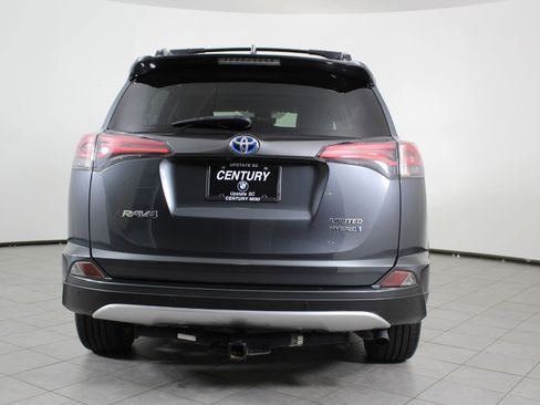 Used 2016 Toyota RAV4 Limited image 10