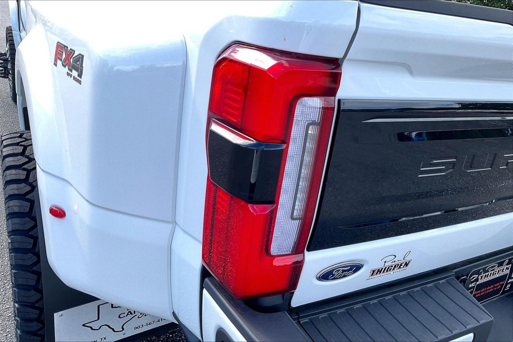 New 2026 Ford F450 Platinum w/ FX4 Off-Road Package AWD/4WD image 26