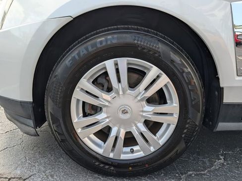 Used 2012 Cadillac SRX Luxury image 6