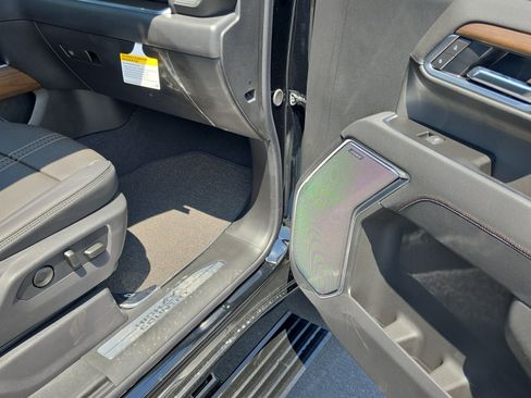 New 2026 Chevrolet Silverado 3500 High Country w/ High Country Premium Package AWD/4WD image 29
