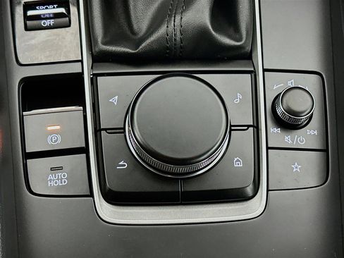 Used 2023 MAZDA MAZDA3 s image 24