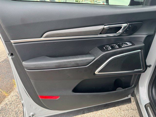 Used 2024 Kia Telluride SX Prestige X-Line AWD/4WD image 19