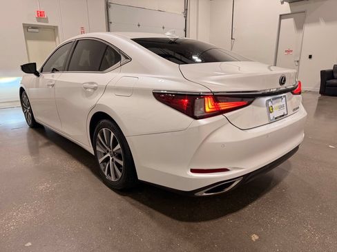 Used 2020 Lexus ES 350 w/ Premium Package FWD image 7
