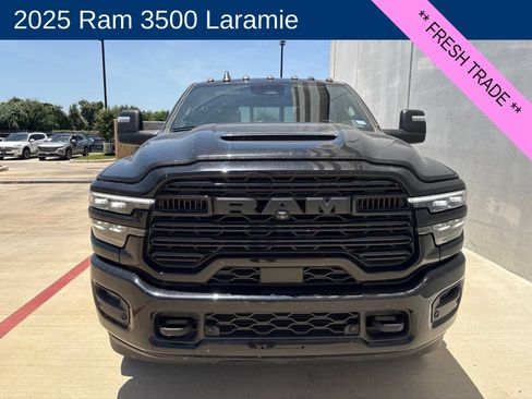 Used 2025 RAM 3500 Laramie AWD/4WD image 2