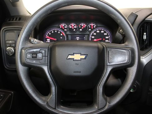 Used 2024 Chevrolet Silverado 1500 Custom image 34