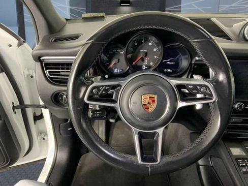 Used 2019 Porsche Macan AWD/4WD image 31