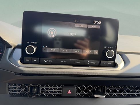 Used 2023 Honda Accord EX image 16