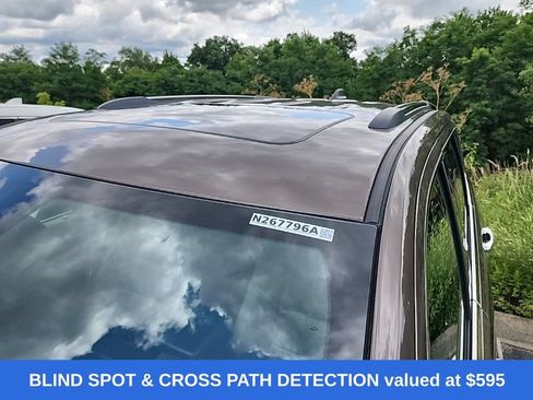 Used 2017 Jeep Grand Cherokee Limited AWD/4WD image 8