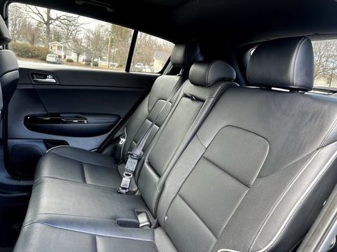 Used 2020 Kia Sportage SX image 18