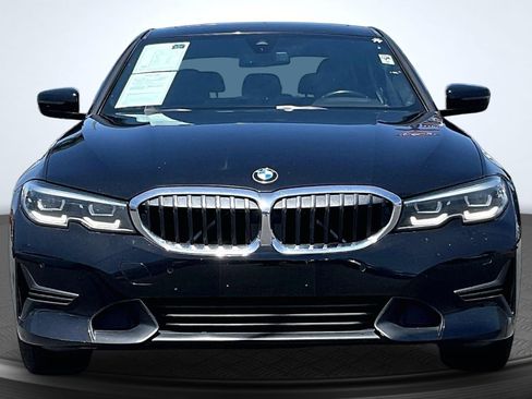 Used 2019 BMW 330i Sedan w/ Convenience Package RWD image 3
