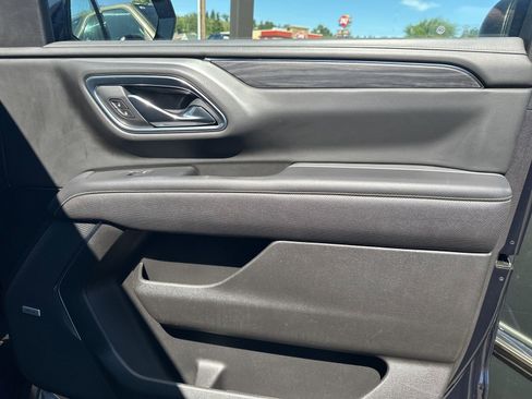 Used 2021 GMC Yukon SLT image 47