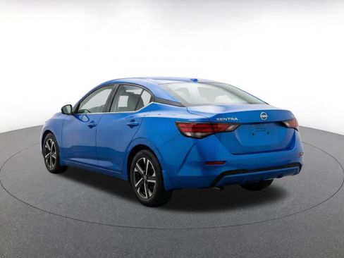 Used 2025 Nissan Sentra SV FWD image 7