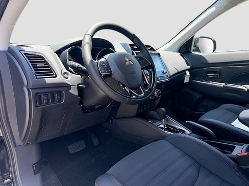 New 2026 Mitsubishi Outlander Sport SE AWD/4WD image 9