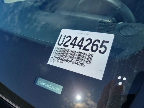 Certified 2025 Mercedes-Benz GLC 300 image 32