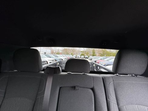 Used 2022 RAM 2500 Big Horn w/ Night Edition AWD/4WD image 31