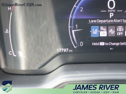 Used 2026 Toyota Corolla LE FWD image 29