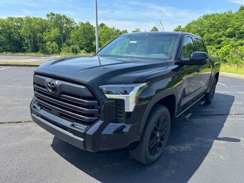 New 2026 Toyota Tundra Limited AWD/4WD image 7