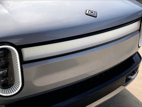 Used 2024 Rivian R1T Adventure image 29