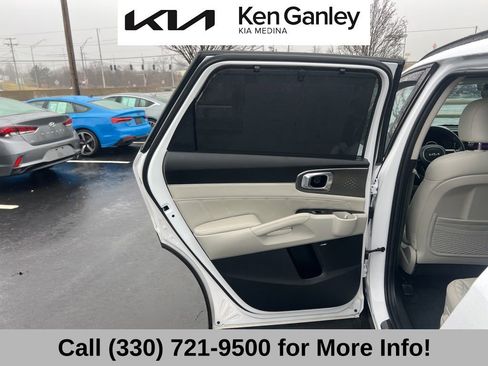 Certified 2023 Kia Sorento SX image 48