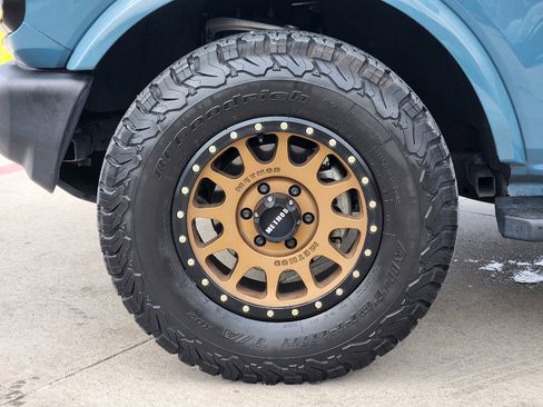 Used 2023 Ford Bronco Outer Banks image 9