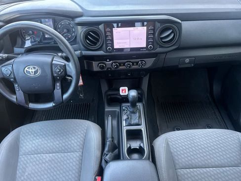 Used 2022 Toyota Tacoma SR w/ SR Convenience Package AWD/4WD image 3