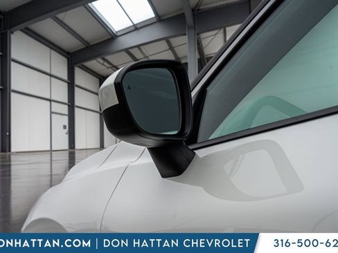 Used 2023 Nissan Rogue SV image 28