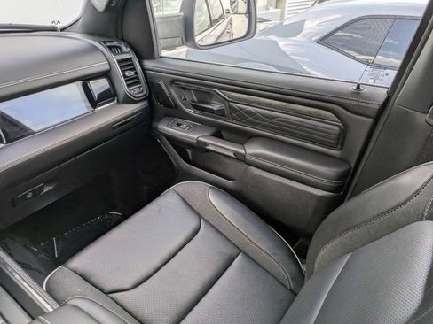 Used 2025 RAM 1500 Limited AWD/4WD image 18