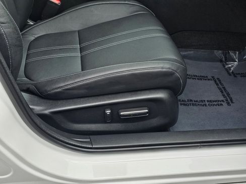 Used 2019 Honda Insight Touring image 26