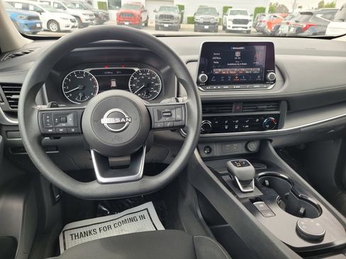 Used 2024 Nissan Rogue S AWD/4WD image 18